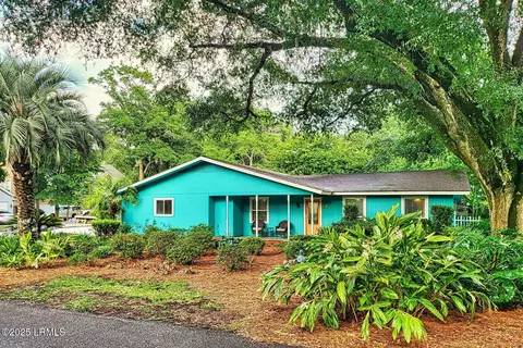 16 Oleander St, Hilton Head Island, SC 29928