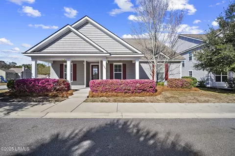 3886 Oyster Bluff Blvd, Beaufort, SC 29907