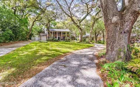 83 Sunset Blvd, Beaufort, SC 29907