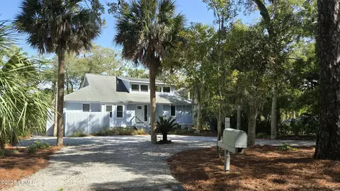 128 Sea Otter Ln, Fripp Island, SC 29920