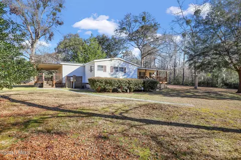 79 Cherokee Farms Rd, Beaufort, SC 29906