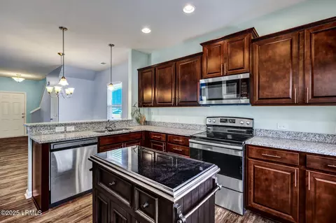 17 Hager Rd, Bluffton, SC 29910 photo 9