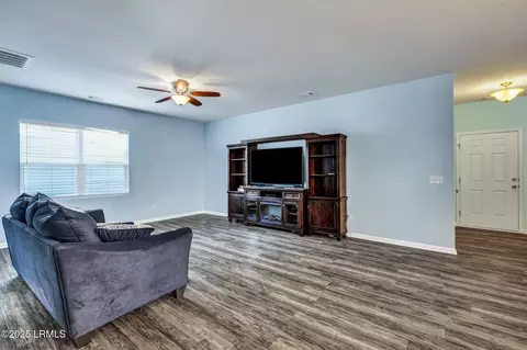 17 Hager Rd, Bluffton, SC 29910 photo 5