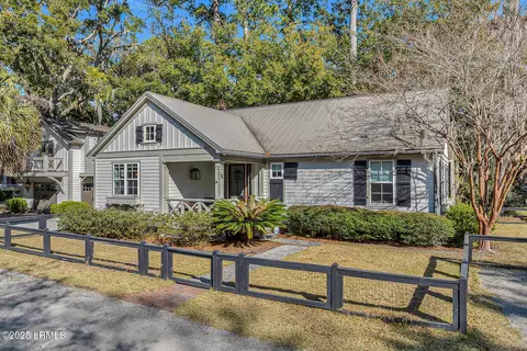 13 Lawrence St, Bluffton, SC 29910