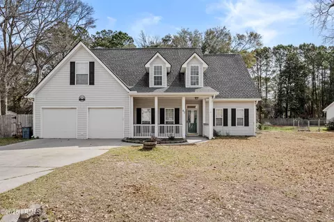 63 Le Moyne Dr, Beaufort, SC 29907