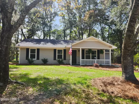 14 Oneal Rd, Beaufort, SC 29907