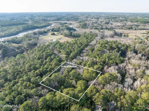 26 Swamprose Ln, Seabrook, SC 29940