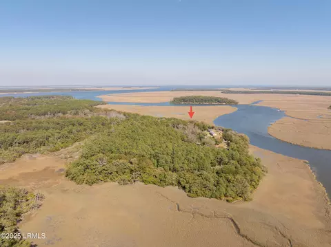 54 Bud Miley Dr, Saint Helena Island, SC 29920
