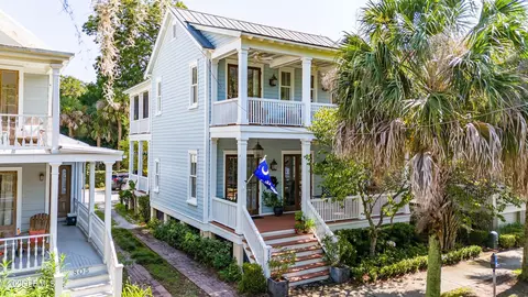 803 Craven St, Beaufort, SC 29902