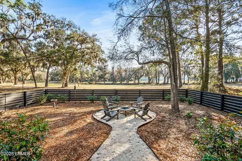 Exterior - 24 Division St, Beaufort, SC 29907 photo 7 of 20