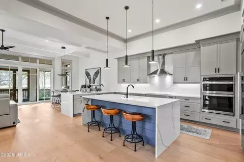 Kitchen - 24 Division St, Beaufort, SC 29907 photo 1 of 8