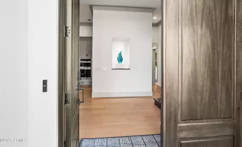 Entry Way - 24 Division St, Beaufort, SC 29907 photo 1 of 14