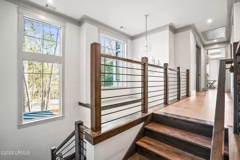 Entry Way - 24 Division St, Beaufort, SC 29907 photo 7 of 14