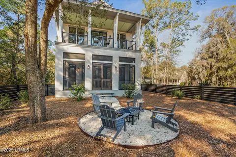 Exterior - 24 Division St, Beaufort, SC 29907 photo 14 of 20