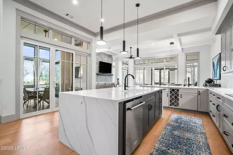Kitchen - 24 Division St, Beaufort, SC 29907 photo 4 of 8