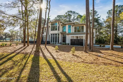 Exterior - 24 Division St, Beaufort, SC 29907 photo 3 of 20