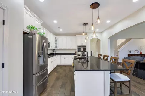 Kitchen - 28 Junction Way, Bluffton, SC 29910 photo 3 of 5