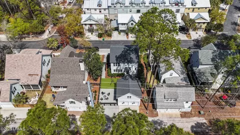 View/Area - 28 Tabby Shell Rd, Bluffton, SC 29910 photo 9 of 10