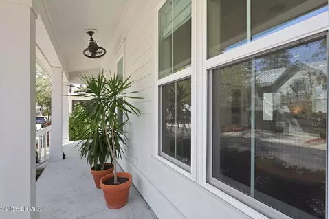 Exterior - 28 Tabby Shell Rd, Bluffton, SC 29910 photo 6 of 18