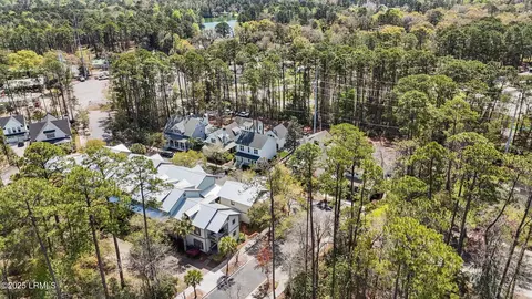 View/Area - 28 Tabby Shell Rd, Bluffton, SC 29910 photo 4 of 10