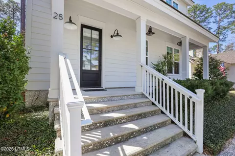 Exterior - 28 Tabby Shell Rd, Bluffton, SC 29910 photo 4 of 18