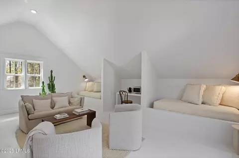 Bedroom - 28 Tabby Shell Rd, Bluffton, SC 29910 photo 11 of 13