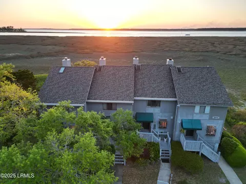 31 Anchorage Pt #31, Hilton Head Island, SC 29928