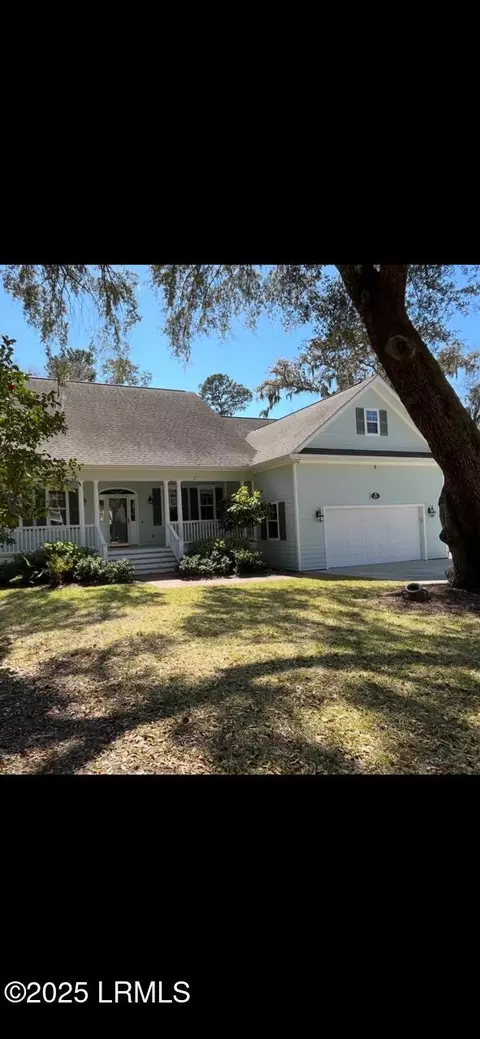 327 Cottage Farm Dr, Beaufort, SC 29902