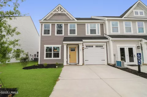 30 Crown St, Hardeeville, SC 29927