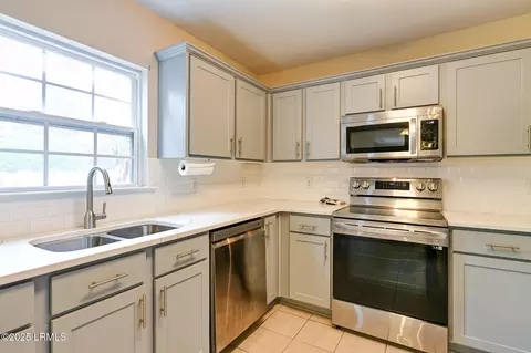 85 Pine Ridge Dr, Bluffton, SC 29910 photo 4