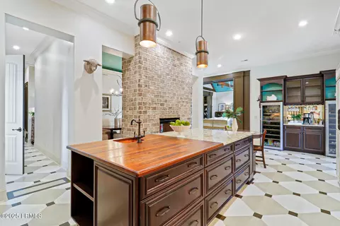 Kitchen - 5 Prospect Ln, Bluffton, SC 29909 photo 4 of 8