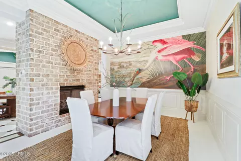 Dining - 5 Prospect Ln, Bluffton, SC 29909 photo 1 of 2