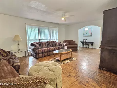 Living - 532 Stokes Bluff Rd, Garnett, SC 29922 photo 4 of 4