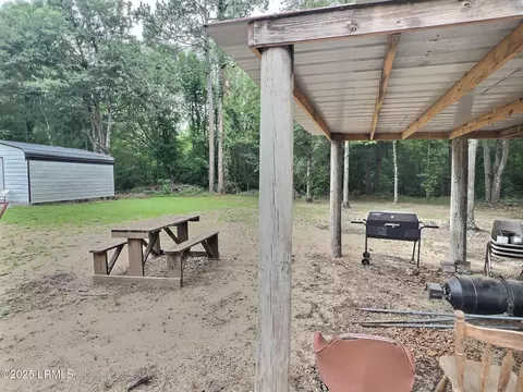 Exterior - 532 Stokes Bluff Rd, Garnett, SC 29922 photo 5 of 9