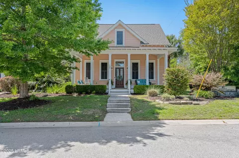 138 Fuller St, Beaufort, SC 29902