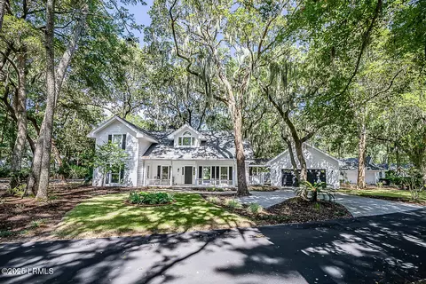 700 N Reeve Rd, Saint Helena Island, SC 29920