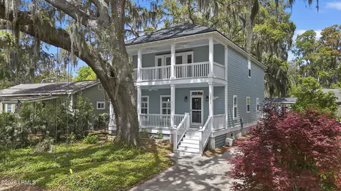 1016 14th St, Port Royal, SC 29935