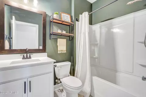 Bath - 122 Bedstone Ct, Bluffton, SC 29909 photo 1 of 3
