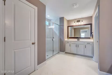 Bath - 122 Bedstone Ct, Bluffton, SC 29909 photo 2 of 3