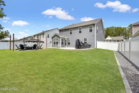 Exterior - 122 Bedstone Ct, Bluffton, SC 29909 photo 7 of 15