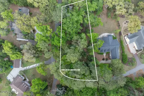27 Piccadilly Cir, Lady's Island, SC 29907