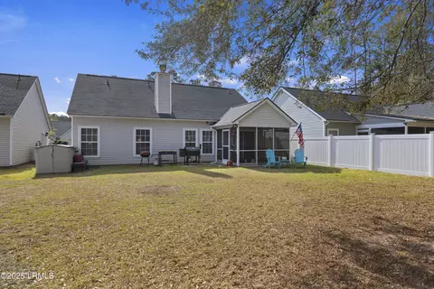 Exterior - 14 Spruce Dr, Bluffton, SC 29910 photo 2 of 7