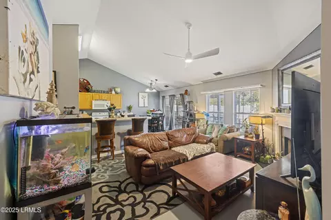 Living - 14 Spruce Dr, Bluffton, SC 29910 photo 2 of 2