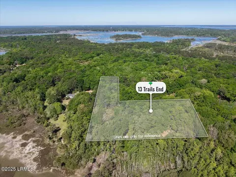 13 Trails End, Beaufort, SC 29907
