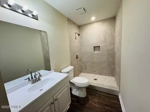Bath - 316 Kathy Ave, Hampton, SC 29924 photo 1 of 3