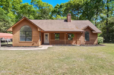 32 Pine Run Trl, Beaufort, SC 29907
