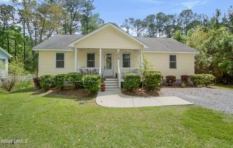3010 Palmetto Ridge St, Beaufort, SC 29906