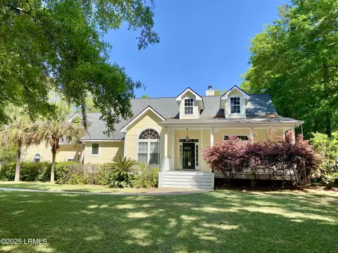 50 Garden Grove Ct, Beaufort, SC 29907