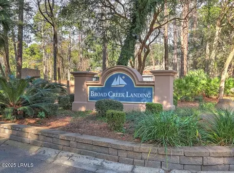 5 Three Mast Ln, Hilton Head Island, SC 29928