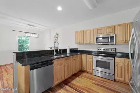 185 Mccormack Ave, Ridgeland, SC 29936